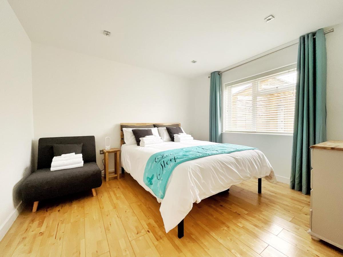 White Eden - Explore Cornwall From A Comfy Central Appartment เซนต์ออสเทลล์ ภายนอก รูปภาพ