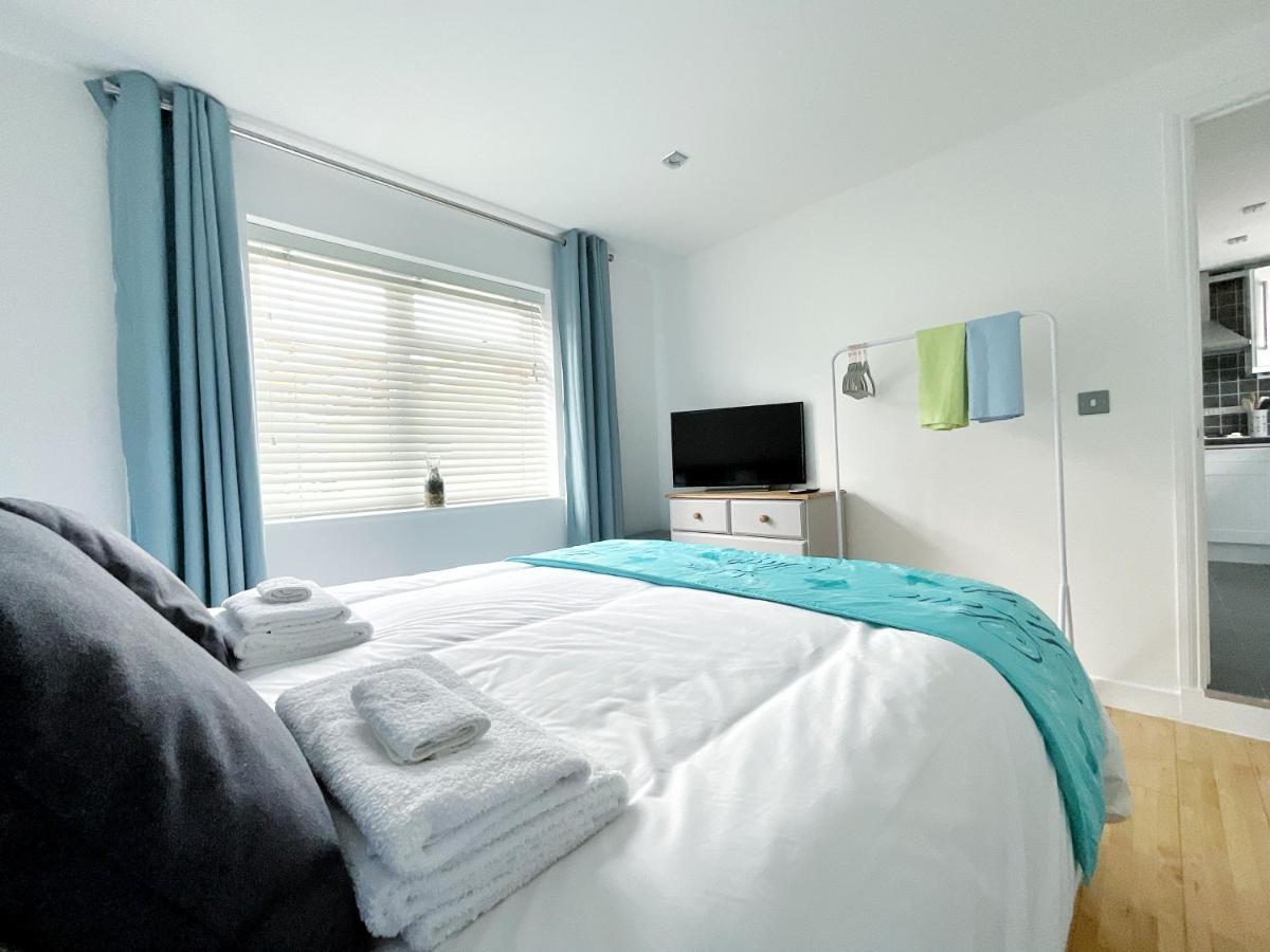 White Eden - Explore Cornwall From A Comfy Central Appartment เซนต์ออสเทลล์ ภายนอก รูปภาพ
