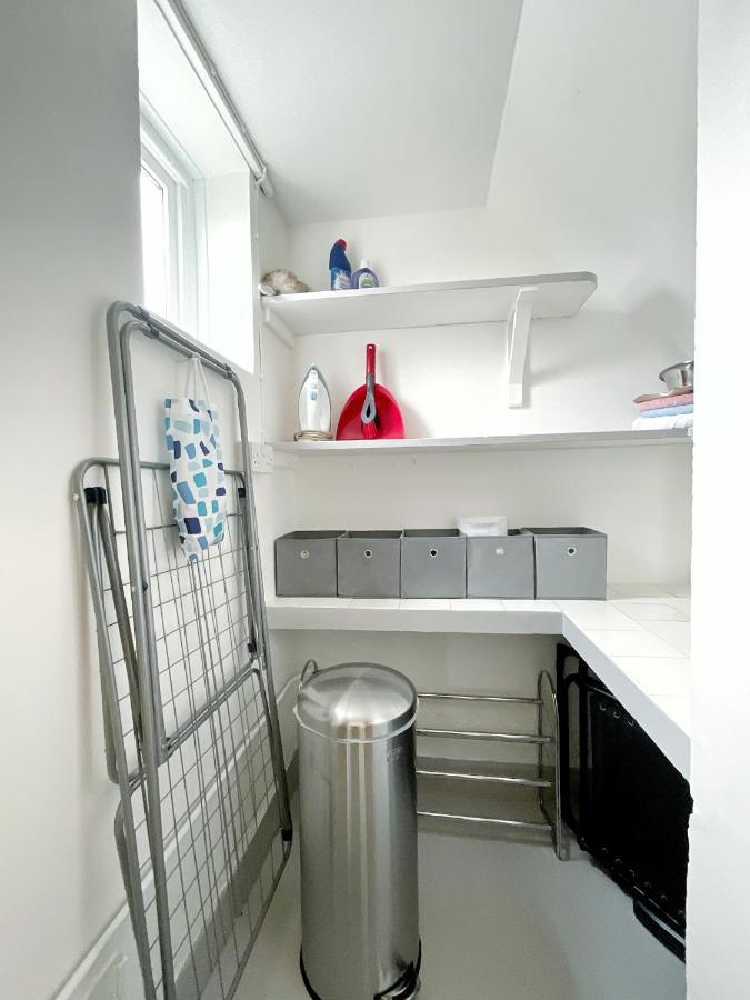 White Eden - Explore Cornwall From A Comfy Central Appartment เซนต์ออสเทลล์ ภายนอก รูปภาพ